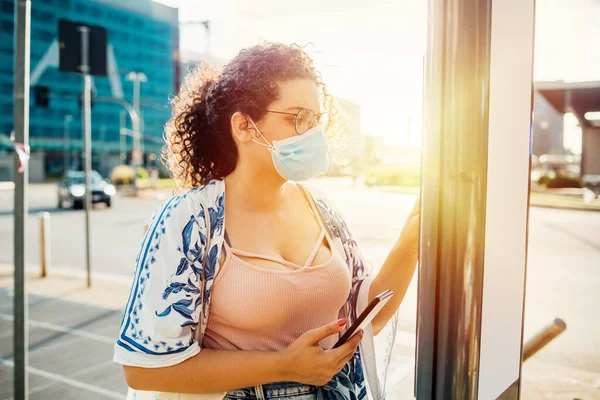 Young Mixed Race Woman Outdoor Scanning Code Using Smartphone Multiracial — Stock Photo, Image