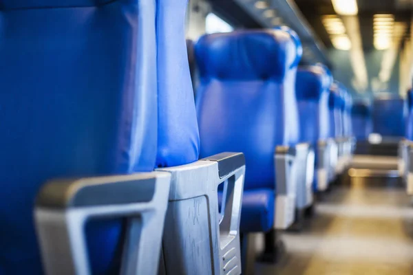 Trem Azul Senta Vista Perspectiva Corredor — Fotografia de Stock
