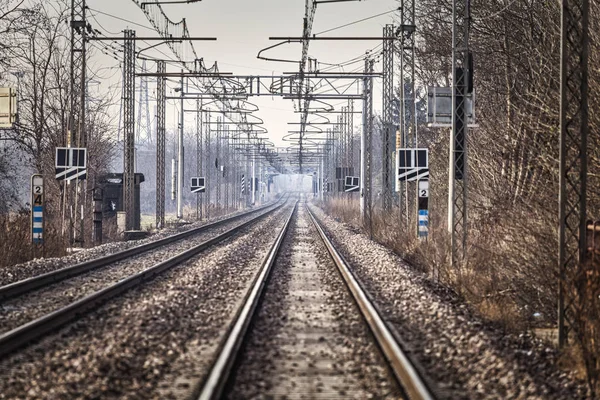 Frontale Fernsicht Auf Die Eisenbahn — Stockfoto