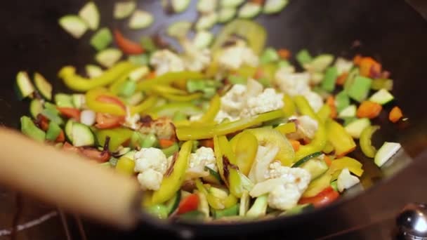 Vegyes Étel Zöldségek Forró Wok — Stock videók