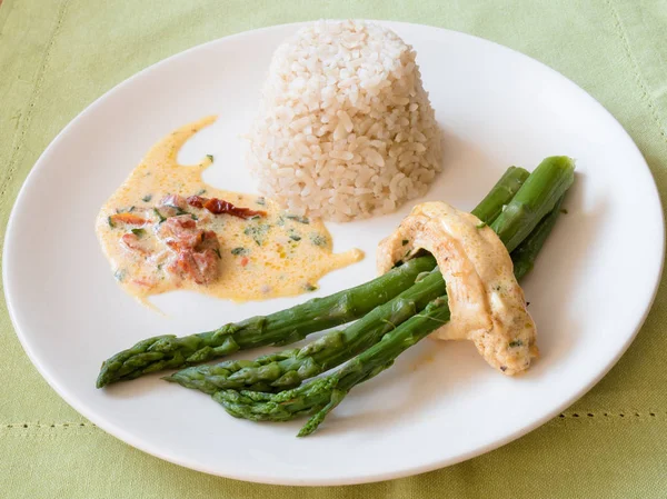 Chicken Breast Stuffed Asparagus — Stock Photo, Image