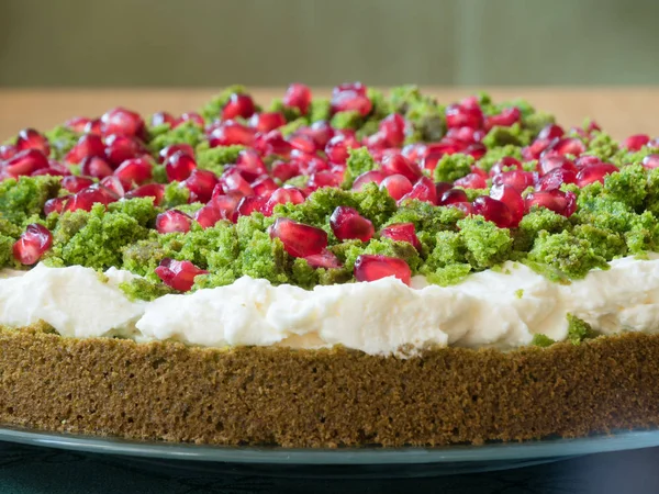 Nar ile ıspanak pasta