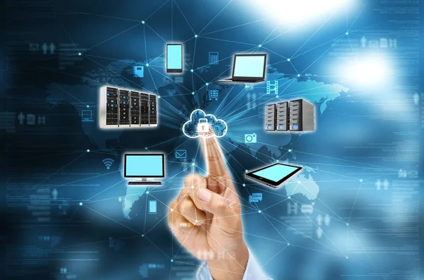 Biznesmen Ręcznie Wybierając Usługi Technologii Chmury Zabezpieczonej Nternet — Zdjęcie stockowe