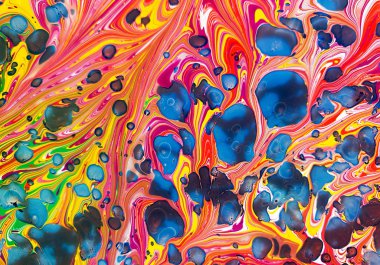 Güzel soyut resim bir resim tekniği Ebru. Türk Ebru tarzı su üzerinde akrilik boyalar ile dalga dalgası. Lüks şık kombinasyonu. Çağdaş sanat mermer sıvı doku 