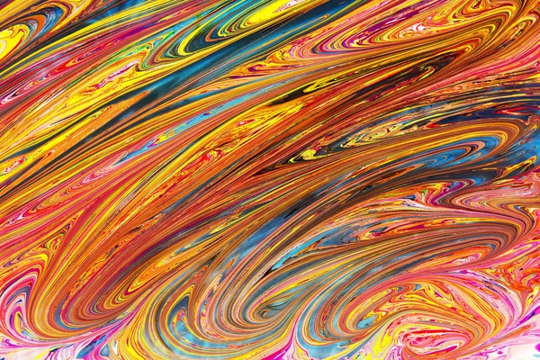 Güzel soyut resim bir resim tekniği Ebru. Türk Ebru tarzı su üzerinde akrilik boyalar ile dalga dalgası. Lüks şık kombinasyonu. Çağdaş sanat mermer sıvı doku 