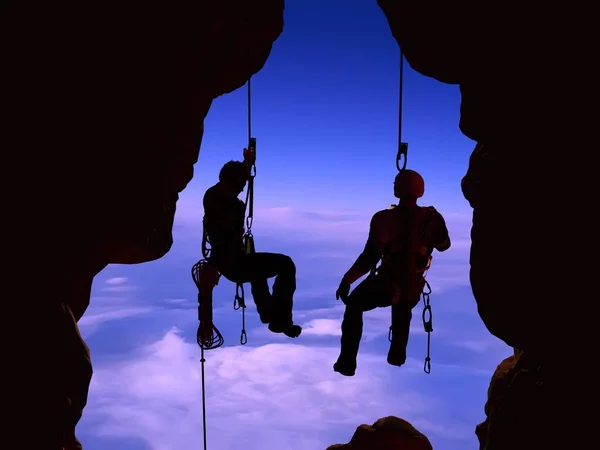 Silhouette Dei Popoli Montagna Resa — Foto Stock