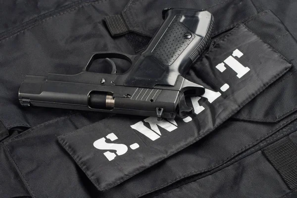 Uniforme Swat Com Pistola Fundo Munição — Fotografia de Stock
