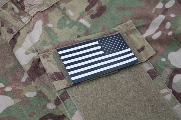Parche Bandera Del Ejército Estadounidense Sobre Fondo Uniforme Camuflaje — Foto de Stock
