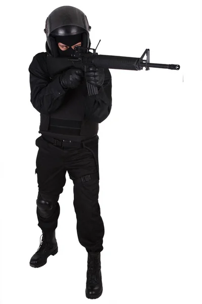 Policial Choque Com Arma Uniforme Preto Isolado Branco — Fotografia de Stock