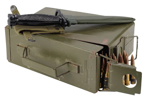 Ons Leger Ammo Box Met Munitie Gordel Bajonet Geïsoleerd Witte — Stockfoto