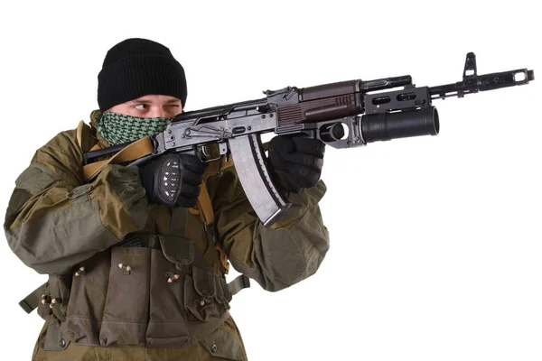 Bojovník Kalašnikov Pušky Barel Granátomet Izolovaných Bílém Pozadí — Stock fotografie
