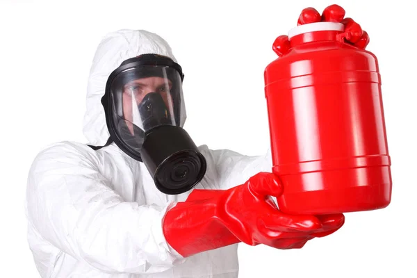 Άνθρωπος Ένα Κοστούμι Hazmat Κόκκινο Δοχείο Απομονωθεί Λευκό Επικίνδυνο Υλικό — Φωτογραφία Αρχείου