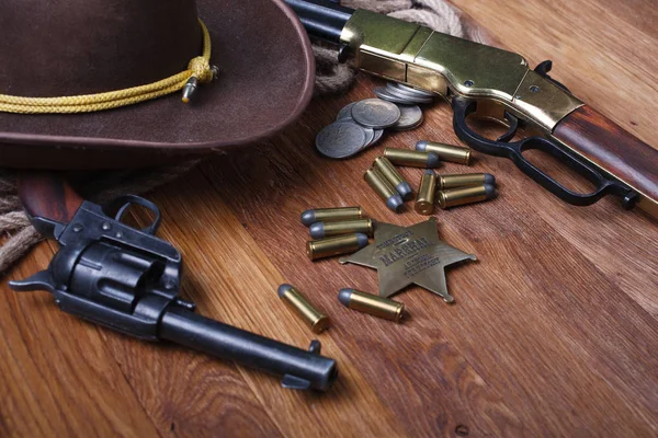 Wild West Rifle Ammunition Sheriff Badge Wooden Table — Stock Photo, Image