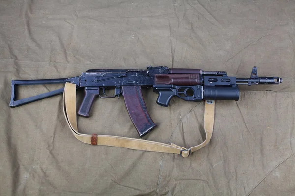 Kalashnikov Con Lanzagranadas Sobre Fondo Lona — Foto de Stock