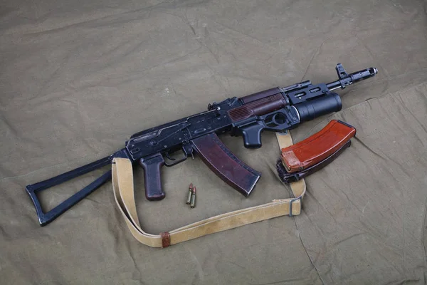 Kalashnikov Con Lanzagranadas Subbarril Sobre Fondo Lona — Foto de Stock