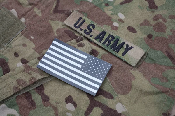 Patch Drapeau Américain Avec Étiquette Chien Sur Army Uniforme Camouflage — Photo