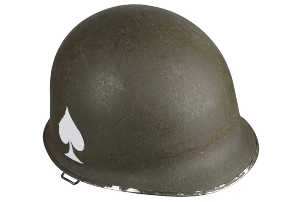 Ww2 Oss Armén Hjälm Med Ess Spader Emblem Isolerade — Stockfoto