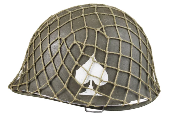 Army Ww2 Periode Helm Mit Pik Ass Emblem Isoliert Auf — Stockfoto