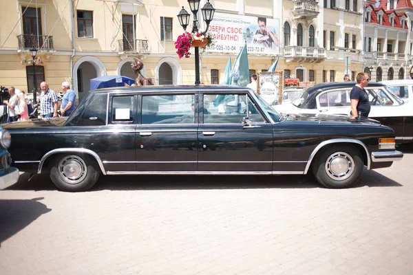 乌克兰卡米扬茨 波迪利斯基 2017年6月10日 乌克兰卡米扬茨 波德尔斯基的复古汽车节 — 图库照片