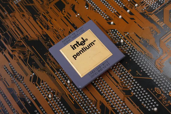 Kyiv Ucrânia Janeiro 2018 Processador Intel Pentium Placa Mãe — Fotografia de Stock