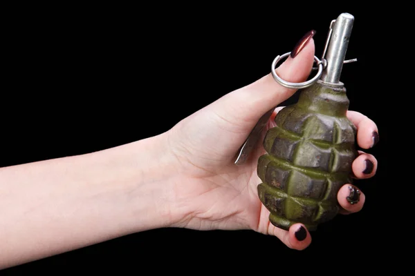 Grenade à main dans la main fille — Photo