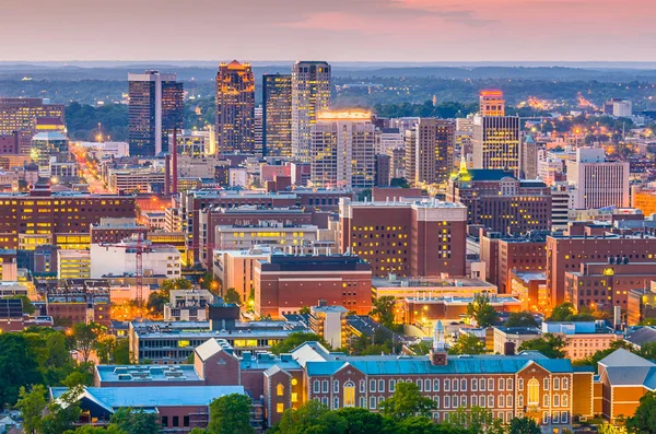 Birmingham Alabama Usa Downtown Skyline Från Ovan Skymningen — Stockfoto