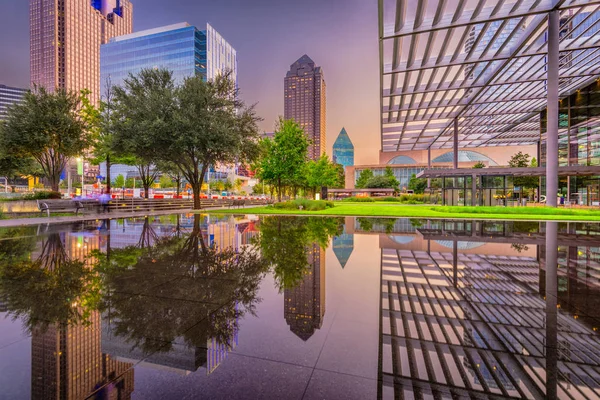 Dallas Texas Stati Uniti Piazza Del Centro Paesaggio Urbano Crepuscolo — Foto Stock