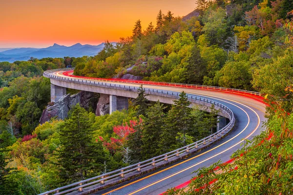 Farfar Mountain North Carolina Usa Linn Cove Viadukten — Stockfoto