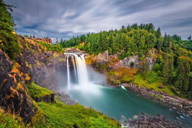 Falls City, Washington, ABD, Snoqualmie Şelalesi.
