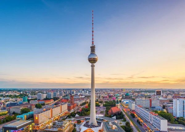 Berlín Alemania Skyline Atardecer — Foto de Stock