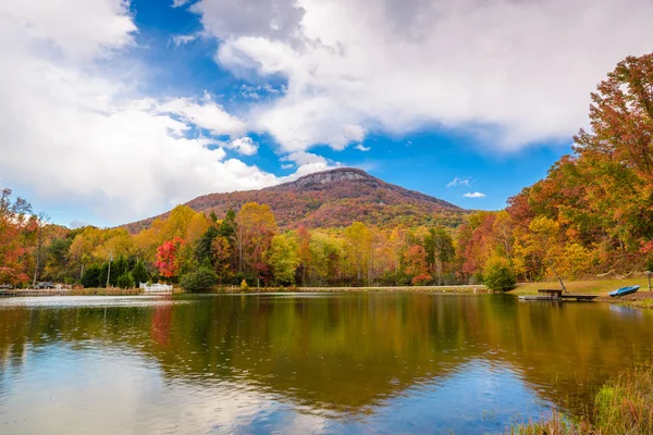 Yonah Mountain Geórgia Estados Unidos Outono Paisagem Lago — Fotografia de Stock