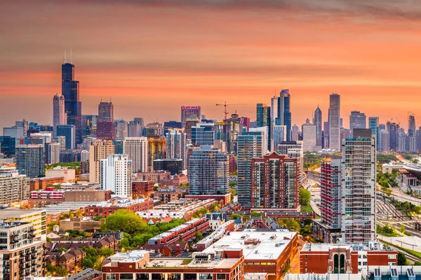 Chicago Illinois Verenigde Staten Luchtfoto Centrum Skyline Bij Schemering Richting — Stockfoto