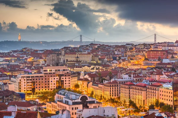 Lisboa Portugal City Skyline Sobre Barrio Baixa Atardecer —  Fotos de Stock