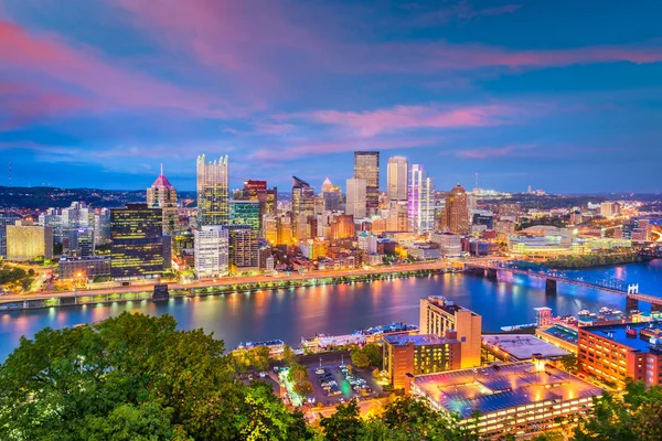 Pittsburgh Pennsylvania Usa Skyline Sul Fiume — Foto Stock