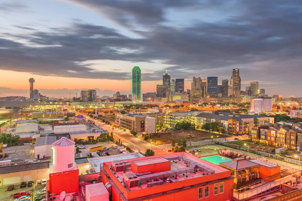 Panoramę Centrum Miasta Dallas Texas Usa Zmierzchu — Zdjęcie stockowe