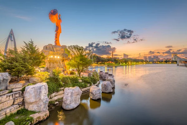 Wichita Kansas Usa Skyline Céntrico Atardecer — Foto de Stock