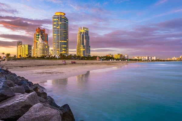 Miami Beach Flórida Eua Skyline Praia Crepúsculo — Fotografia de Stock