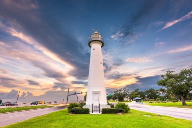 Biloxi, Mississippi ABD Biloxi feneri alacakaranlıkta.