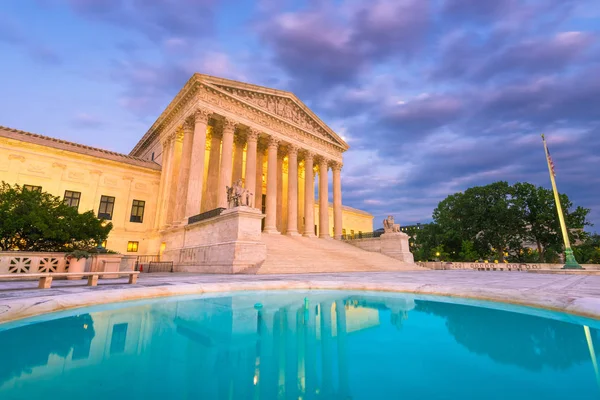 Amerika Birleşik Devletleri Yüksek Mahkemesi Binası Alacakaranlıkta Washington Abd — Stok fotoğraf