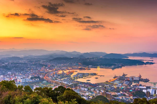 Sasebo Prefekturze Nagasaki Japonia Panoramę Centrum Miasta Nad Zatoką Świcie — Zdjęcie stockowe