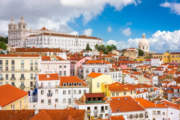 Lissabon Portugal Stadssilhuetten Över Stadsdelen Alfama — Stockfoto