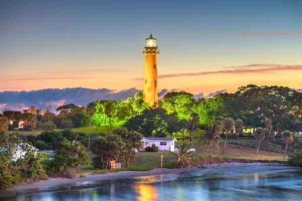 Jupiter Florida Usa Met Jupiter Inlaatlicht Bij Dageraad — Stockfoto