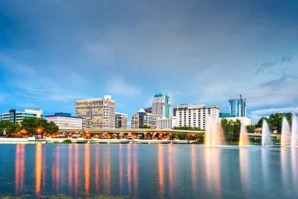 Orlando Florida Paisaje Urbano Aéreo Hacia Lago Eola Atardecer —  Fotos de Stock