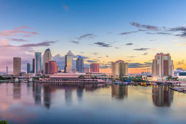 Tampa Florida Usa Skyline Céntrico Bahía Amanecer — Foto de Stock