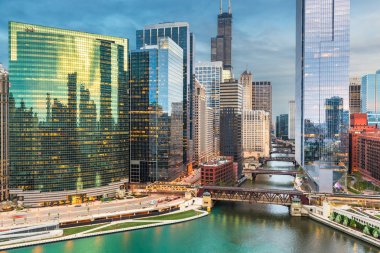 Chicago, Illinois ABD skyline Nehri 