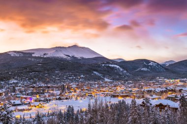 Breckenridge, Colorado, ABD şehir manzarası kışın