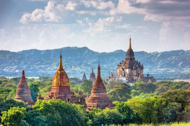 Archaeologi peyzaj Bagan, Myanmar antik tapınak kalıntıları