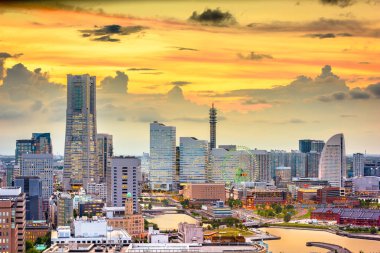 Yokohama, Japonya Limanı ve şehir manzarası 