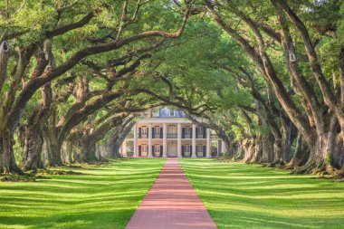 Vacherie, Louisiana - 12 Mayıs 2016: Oak Alley Plantation exterio