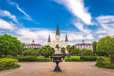 New Orleans, Louisiana, ABD Jackson Meydanı ve St. Louis Katedrali 'nde sabah.